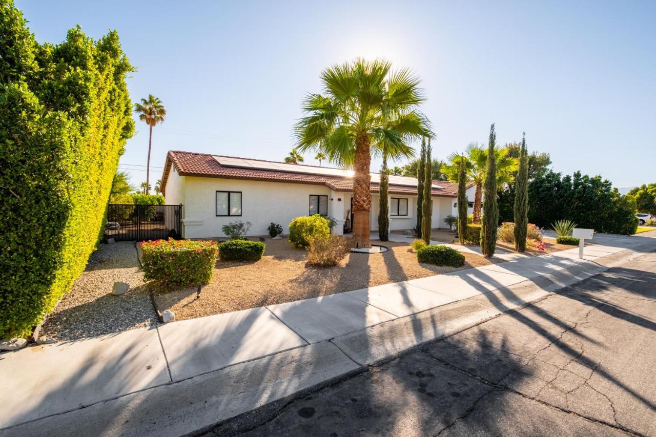 Beautiful Palm Springs Home Large Private Yard Eksteriør bilde